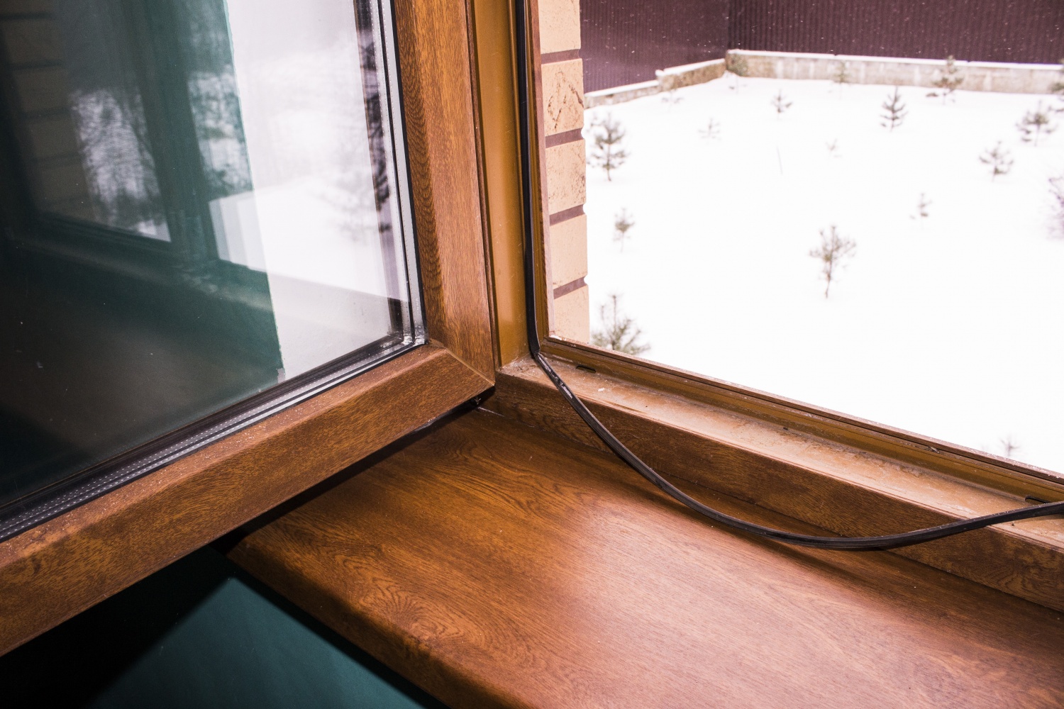 Секрет долговечности и комфорта: Регулировка, ремонт и модернизация деревянных окон