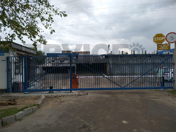 Автоматические ворота, рольставни и шлагбаумы для дома и бизнеса: Как выбрать и установить